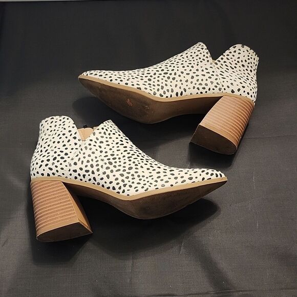 SERRA ANKLE MID HEEL SLIP-ON POINTED TOE ZIP CLOSURE BOOTIE - Picture 5 of 16